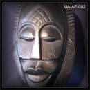 Maske mit St�nder Afrika Holz Schnitzerei (MA-AF-002)