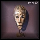 Maske mit St�nder Afrika Holz Schnitzerei (MA-AF-004)