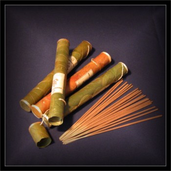Musk  20 Räucherstäbchen aus Bali in Blätterbox