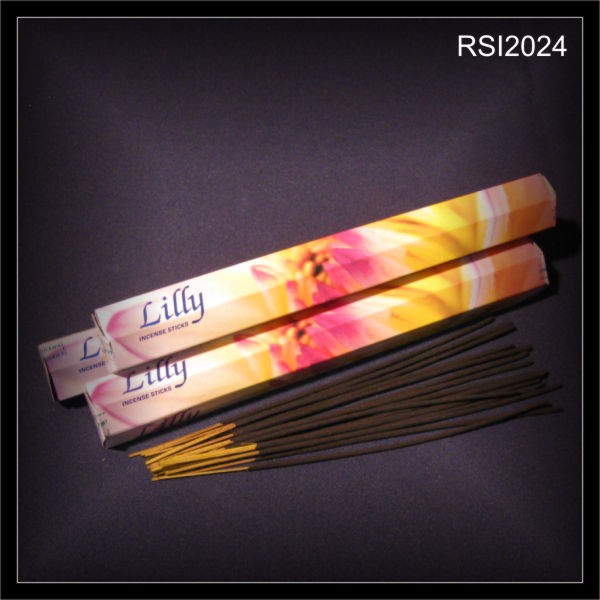 Lilly 15 Räucherstäbchen aus Indien (RSI2024)